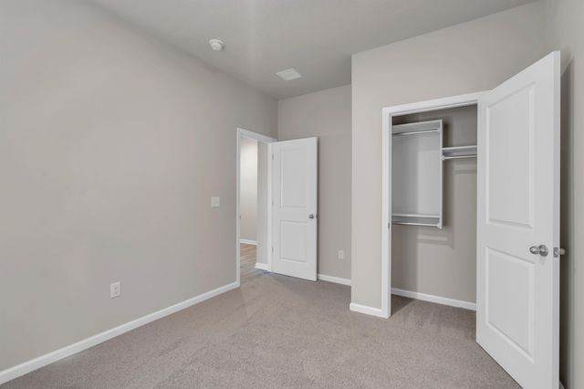 9217 E Creed St, Wichita, KS 67210