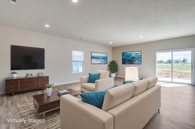 9217 E Creed St, Wichita, KS 67210