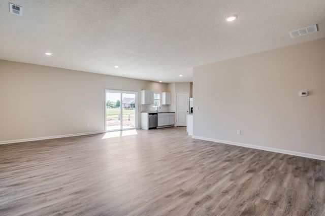 9217 E Creed St, Wichita, KS 67210