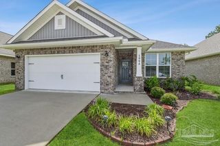 1994 Cambridge Park Dr, Gulf Breeze, FL 32563