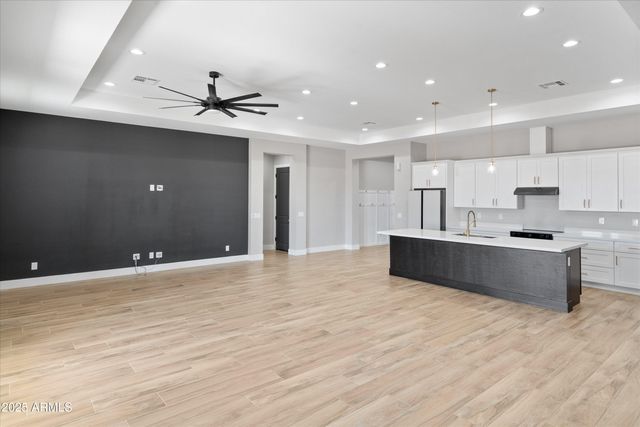 20765 W CHEYENNE Road, Buckeye, AZ 85326