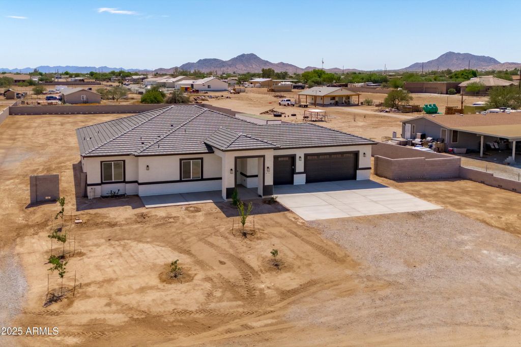 20765 W CHEYENNE Road, Buckeye, AZ 85326