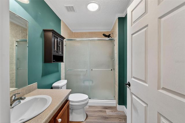 10039 STERLING AVENUE, Dade City, FL 33525