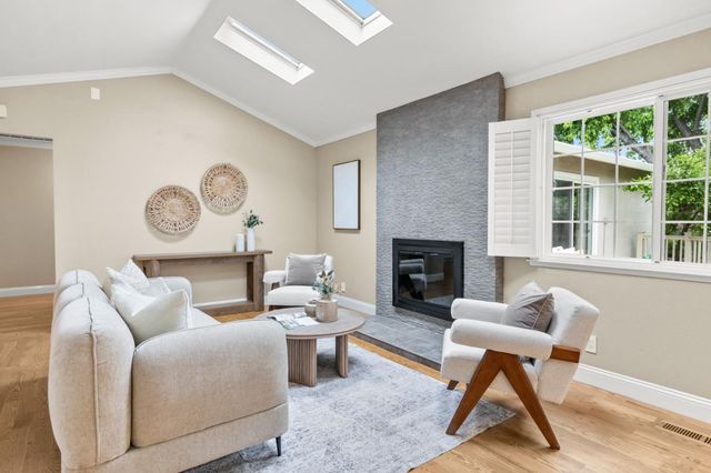 6079 Castello Drive, San Jose, CA 95120