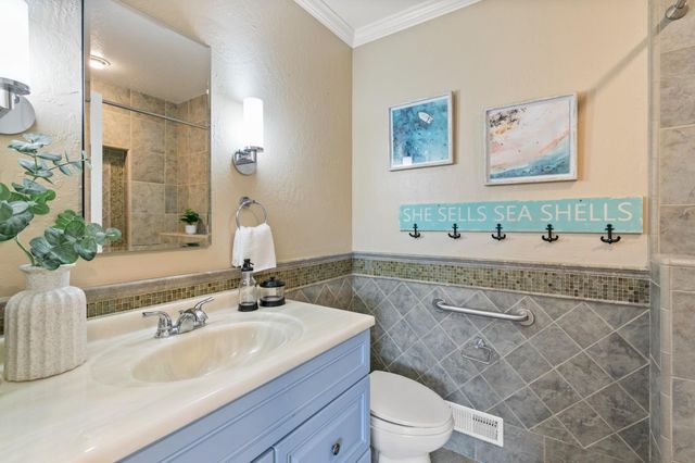 6079 Castello Drive, San Jose, CA 95120