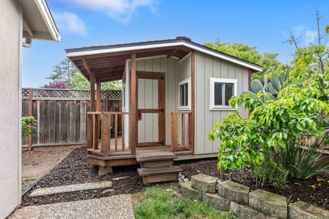 6079 Castello Drive, San Jose, CA 95120