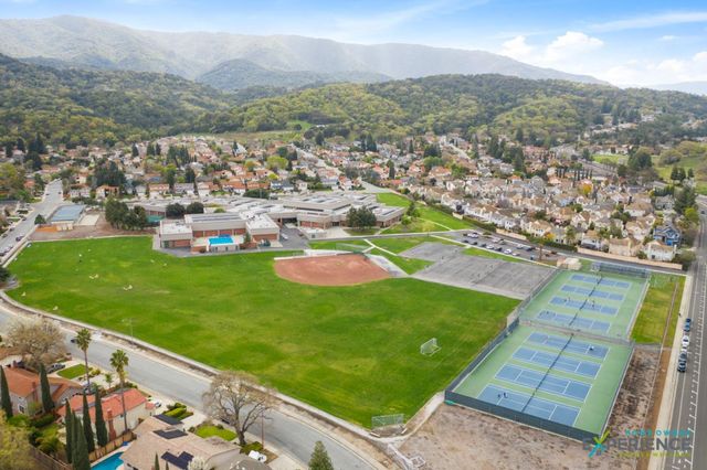 6079 Castello Drive, San Jose, CA 95120