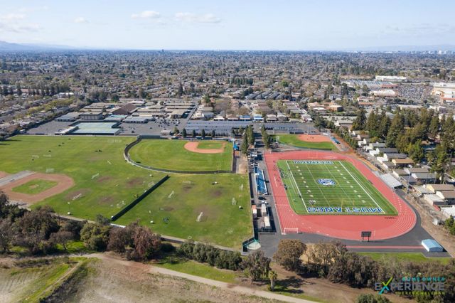 6079 Castello Drive, San Jose, CA 95120