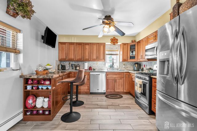 12 Jacobson Street, Sayreville, NJ 08872