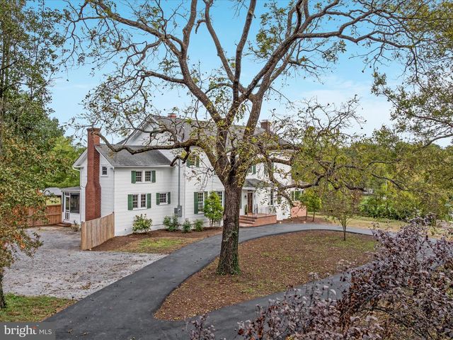 1302 WINCHESTER PIKE, Front Royal, VA 22630