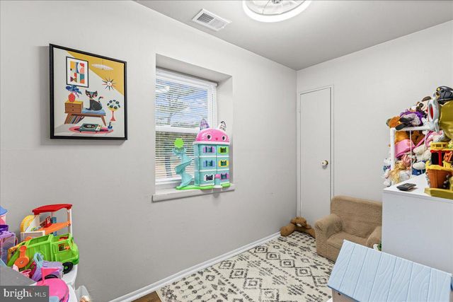 2116 SILVER CT, Hamilton, NJ 08690