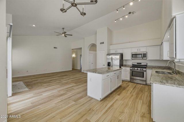 4183 W BART Drive, Chandler, AZ 85226