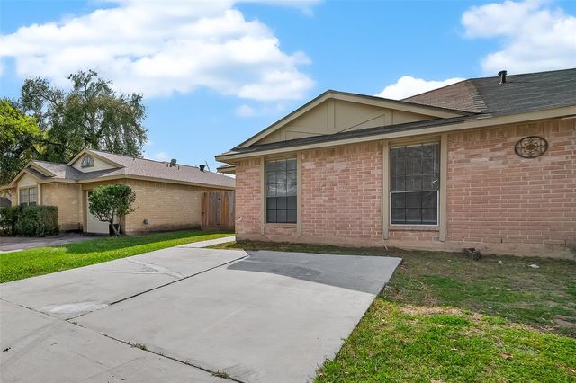 5205 Beaverbrook Drive, Houston, TX 77084