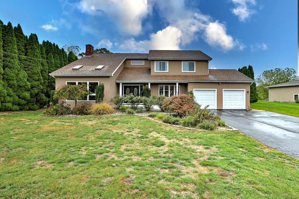 91 Angela Drive, East Haven, CT 06512