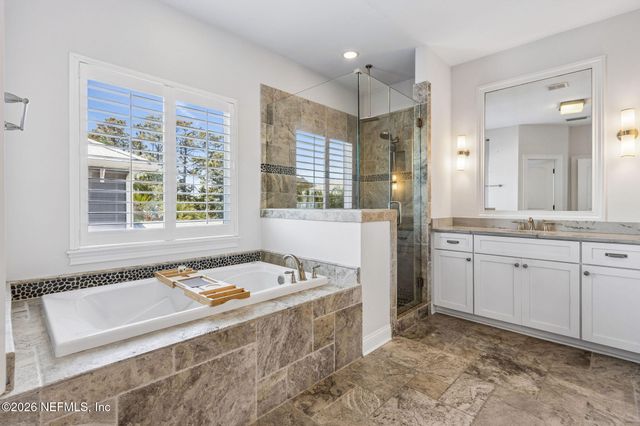 4135 AVALON Circle, Jacksonville Beach, FL 32250