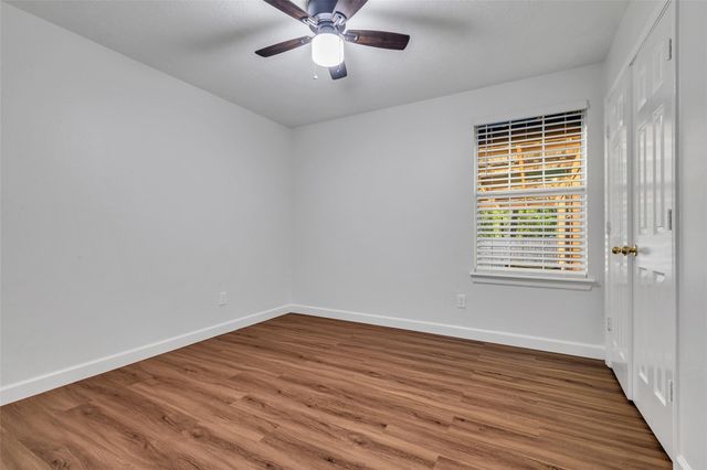 110 Oakmont Drive, Conroe, TX 77301