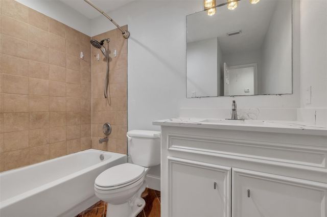 110 Oakmont Drive, Conroe, TX 77301