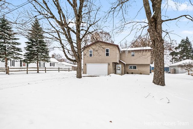 263 Cedar Street Ne, Cedar Springs City, MI 49319