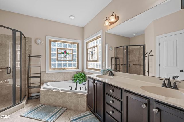 2704 Blueridge Lake Drive, Fuquay Varina, NC 27526