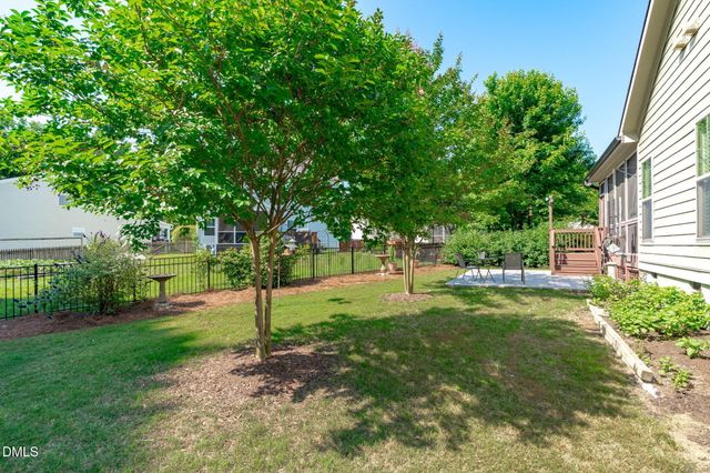 2704 Blueridge Lake Drive, Fuquay Varina, NC 27526