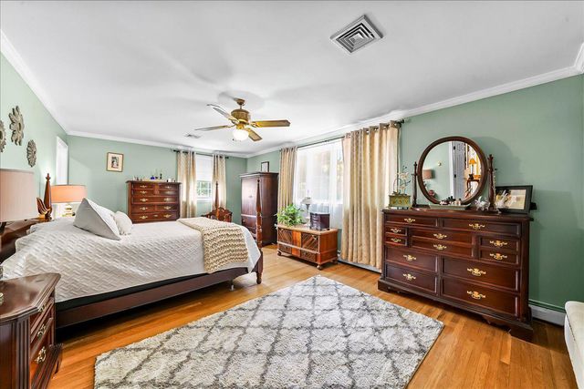 16 GROVE LN, Broomall, PA 19008