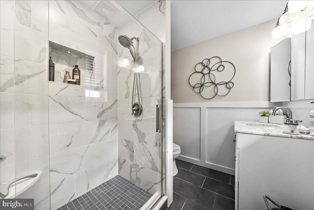 16 GROVE LN, Broomall, PA 19008