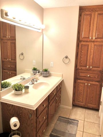 106 Stony Point Court, Clute, TX 77531