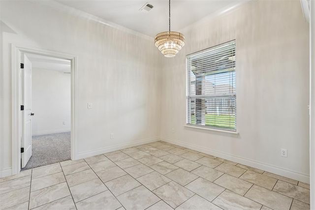 5613 St James Place, Oklahoma City, OK 73179