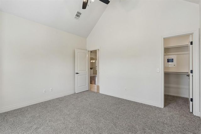 5613 St James Place, Oklahoma City, OK 73179