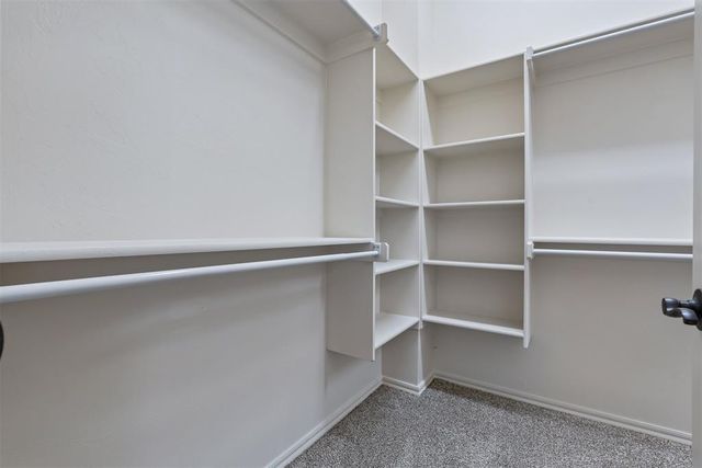 5613 St James Place, Oklahoma City, OK 73179