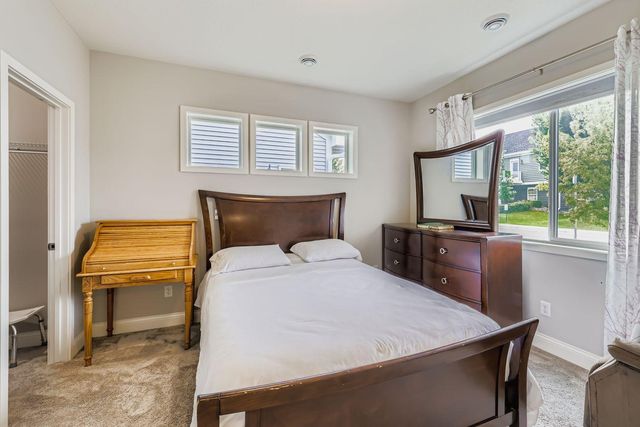 4918 93rd Way N, Brooklyn Park, MN 55443