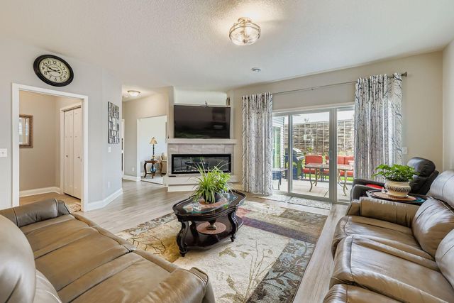 4918 93rd Way N, Brooklyn Park, MN 55443