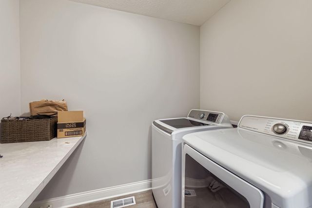 4918 93rd Way N, Brooklyn Park, MN 55443