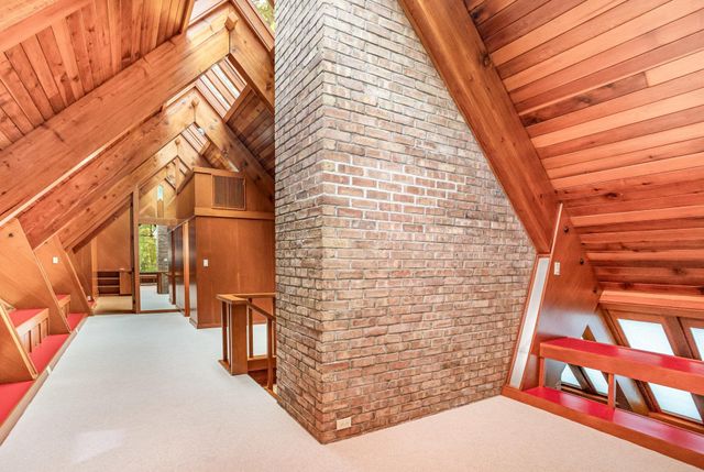 11 Snowfield Court, Midland, MI 48640