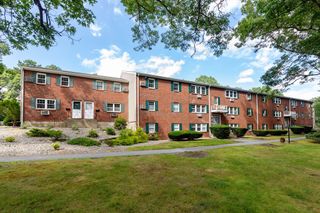 207 Samoset St A3, Plymouth, MA 02360