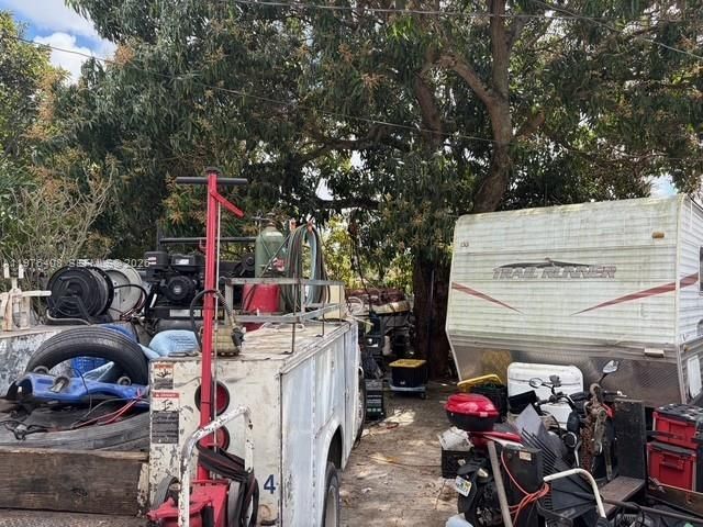 2994 NW 101st St, Miami, FL 33147