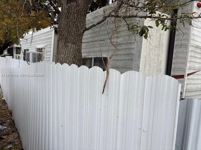 2994 NW 101st St, Miami, FL 33147