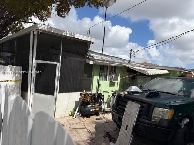 2994 NW 101st St, Miami, FL 33147