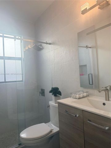 10057 NW 88th Terrace, Doral, FL 33178