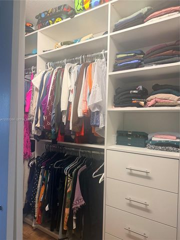 10057 NW 88th Terrace, Doral, FL 33178