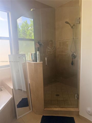 10057 NW 88th Terrace, Doral, FL 33178