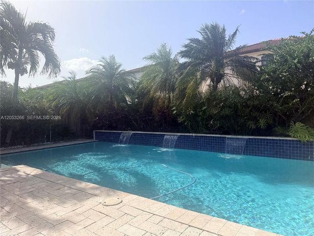 10057 NW 88th Terrace, Doral, FL 33178