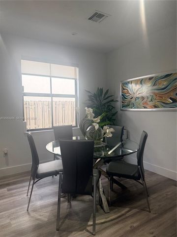 10057 NW 88th Terrace, Doral, FL 33178