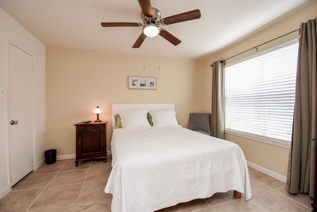 10555 Turtlewood Court 1716, Houston, TX 77072