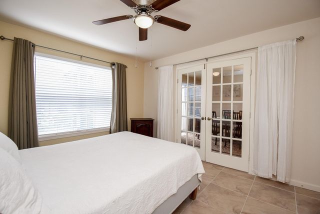10555 Turtlewood Court 1716, Houston, TX 77072