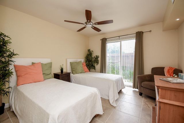 10555 Turtlewood Court 1716, Houston, TX 77072