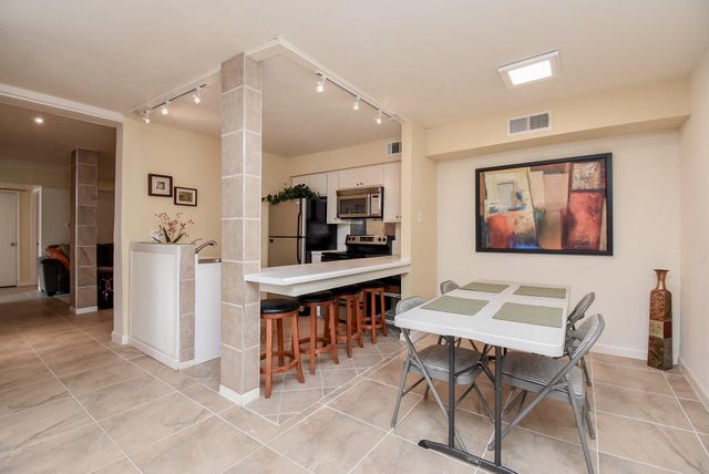 10555 Turtlewood Court 1716, Houston, TX 77072