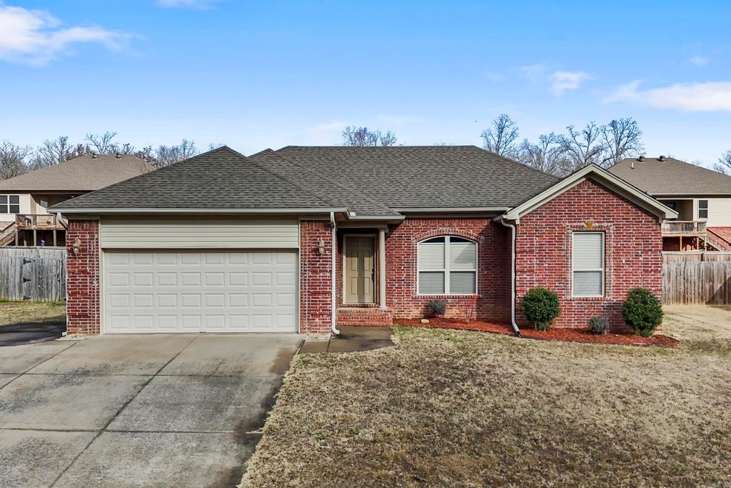 710 Rolling Rock Drive, Austin, AR 72007