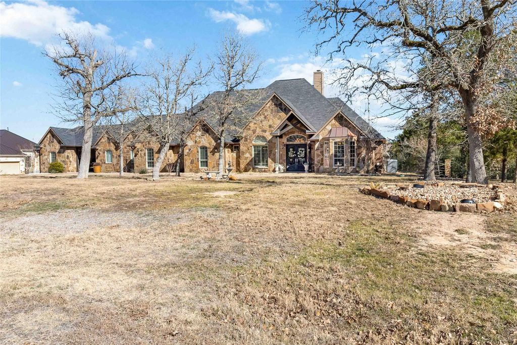 192 Wagon WAY, Bastrop, TX 78602