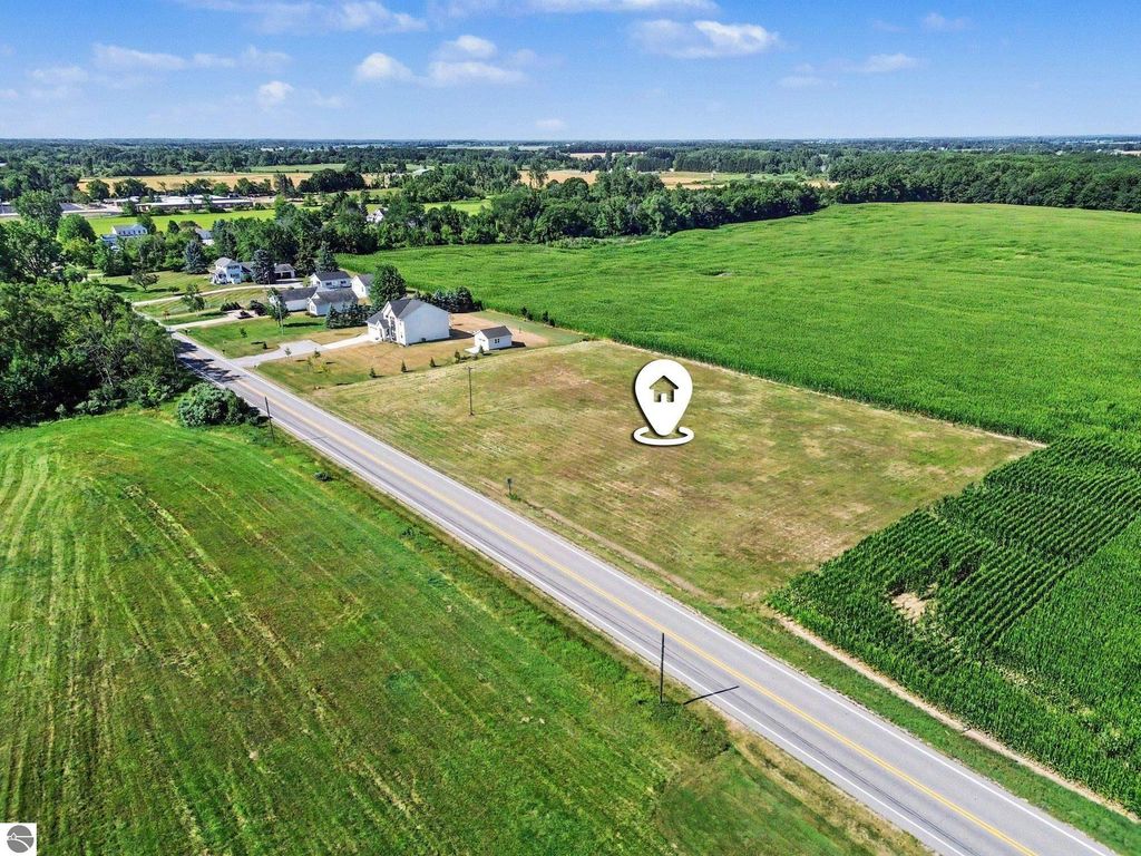 Image 1 of property listing at TBD N Luce Road, Alma, MI 48801